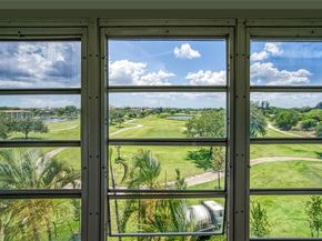 2500 SW 81st Ave 402, Davie FL 33324