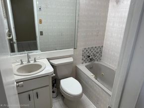 9021 SW 30th Ter, Miami FL 33165