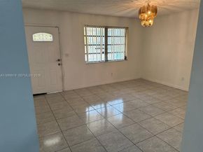 9021 SW 30th Ter, Miami FL 33165