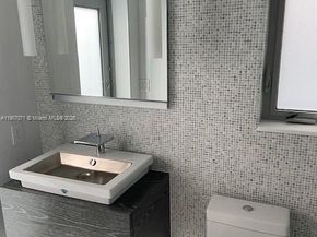 1000 N Shore Dr, Miami Beach FL 33141