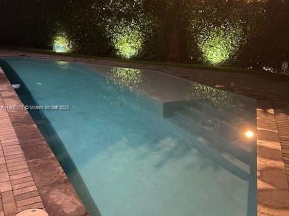 1000 N Shore Dr, Miami Beach FL 33141