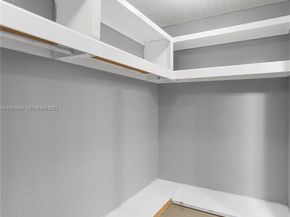 120 SW 96th Ter 204, Plantation FL 33324