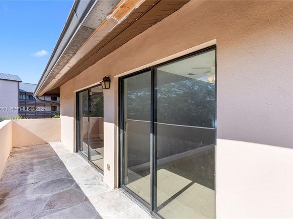 120 SW 96th Ter 204, Plantation FL 33324