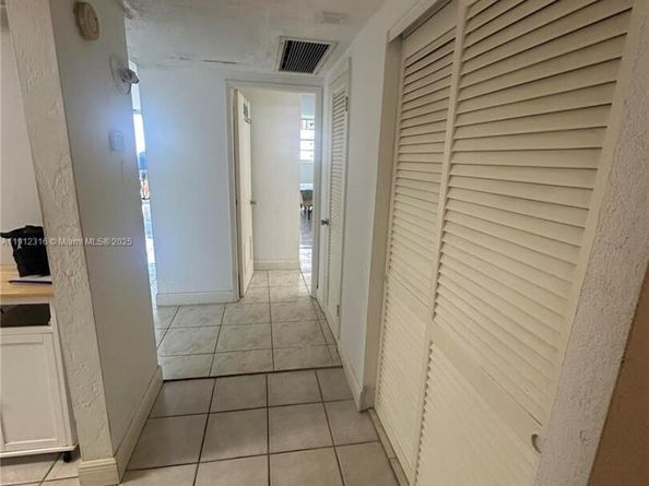 19390 Collins Ave 1019, Sunny Isles Beach FL 33160