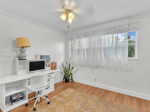 2649 Scott St, Hollywood FL 33020