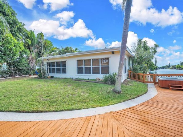 2649 Scott St, Hollywood FL 33020