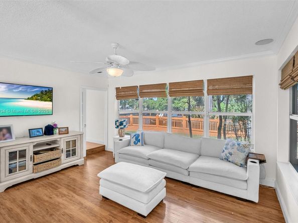 2649 Scott St, Hollywood FL 33020