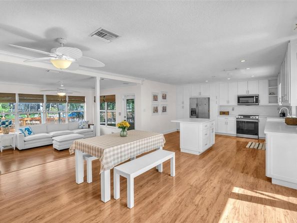 2649 Scott St, Hollywood FL 33020