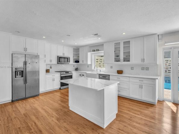 2649 Scott St, Hollywood FL 33020