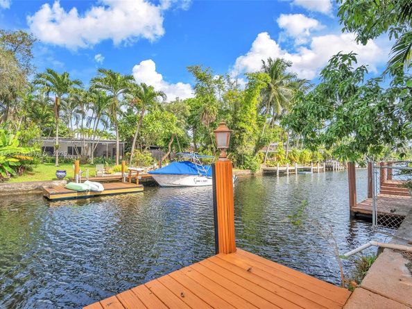 2649 Scott St, Hollywood FL 33020