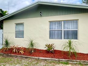 2433 NW 20th St, Fort Lauderdale FL 33311