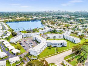 2300 Park Ln 105, Hollywood FL 33021