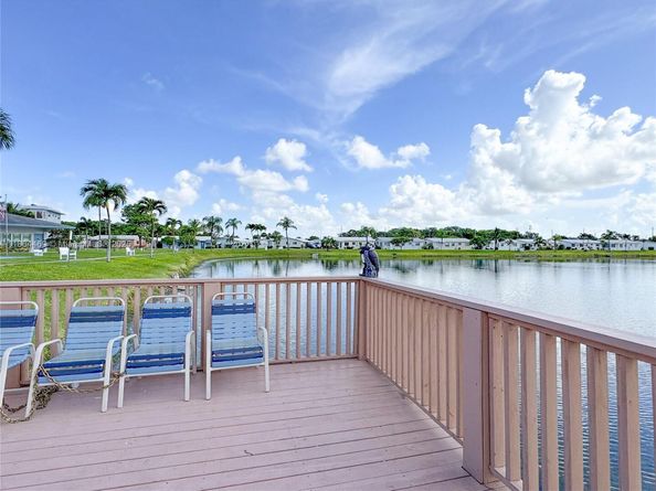 2300 Park Ln 105, Hollywood FL 33021