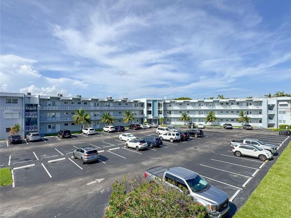 2300 Park Ln 105, Hollywood FL 33021