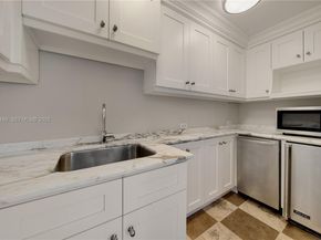 100 Cape Florida Dr, Key Biscayne FL 33149