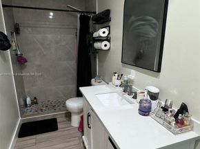 5530 SW 96th Ave, Miami FL 33165