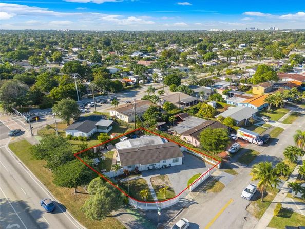 5530 SW 96th Ave, Miami FL 33165