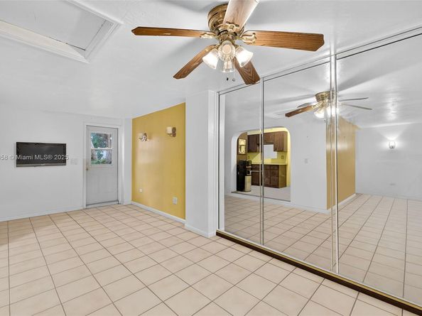 1460 NE 173rd St, North Miami Beach FL 33162