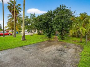 1460 NE 173rd St, North Miami Beach FL 33162