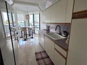 20191 E Country Club Dr 403, Aventura FL 33180