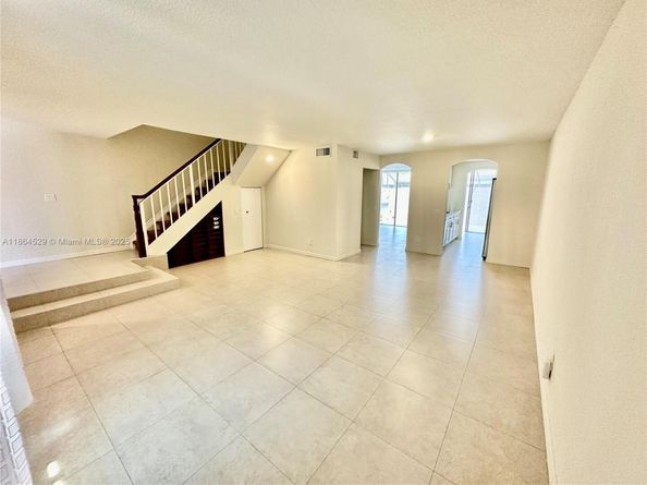 11331 NW 15th Ct, Pembroke Pines FL 33026