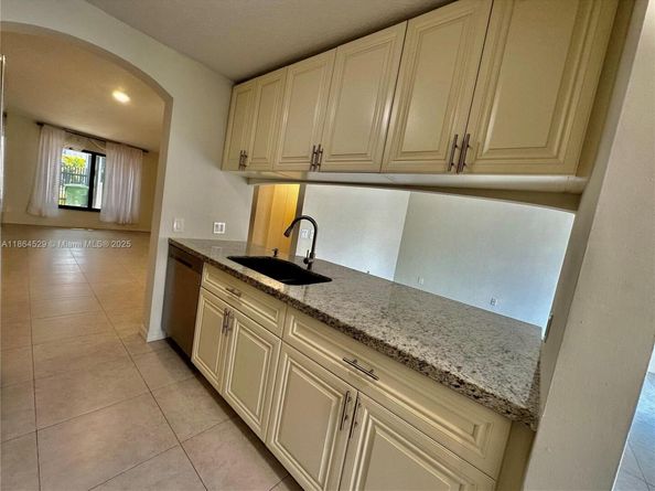 11331 NW 15th Ct, Pembroke Pines FL 33026