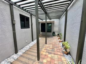 11331 NW 15th Ct, Pembroke Pines FL 33026