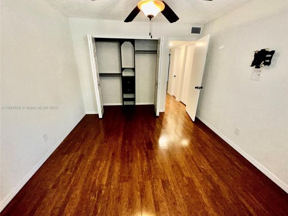 11331 NW 15th Ct, Pembroke Pines FL 33026