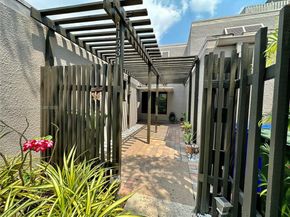11331 NW 15th Ct, Pembroke Pines FL 33026