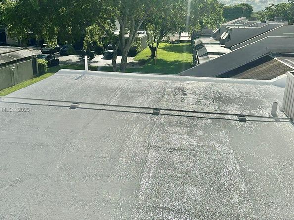 11331 NW 15th Ct, Pembroke Pines FL 33026