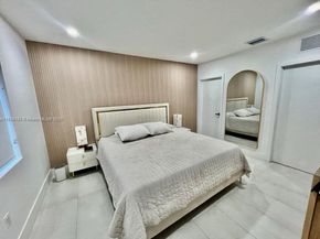 545 NW 47th St, Miami FL 33127