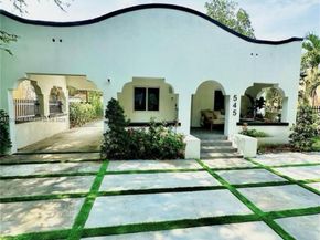 545 NW 47th St, Miami FL 33127