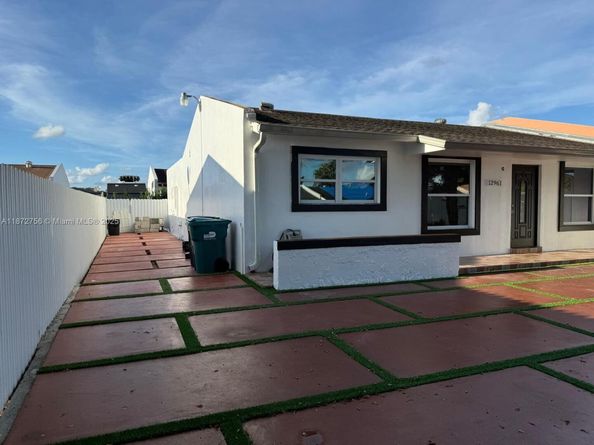12961 SW 50th Ln, Miami FL 33175