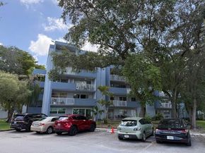 9357 Fontainebleau Blvd D210, Miami FL 33172