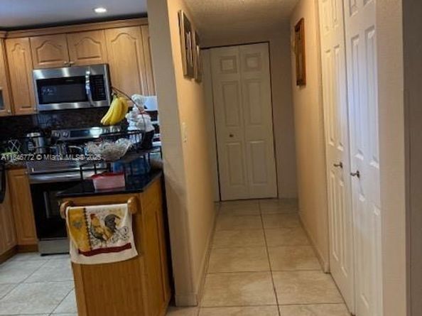 9357 Fontainebleau Blvd D210, Miami FL 33172
