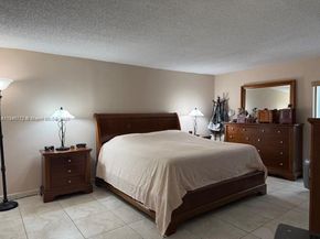 9357 Fontainebleau Blvd D210, Miami FL 33172
