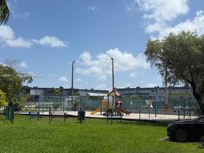 9357 Fontainebleau Blvd D210, Miami FL 33172