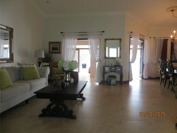 14970 SW 46th Ter, Miami FL 33185