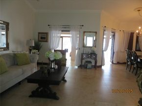 14970 SW 46th Ter, Miami FL 33185