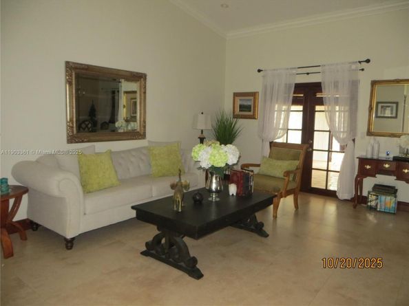 14970 SW 46th Ter, Miami FL 33185