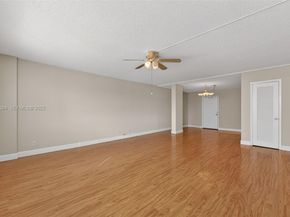 111 Golden Isles Dr D12, Hallandale Beach FL 33009