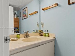 7120 SW 112th Ave, Miami FL 33173