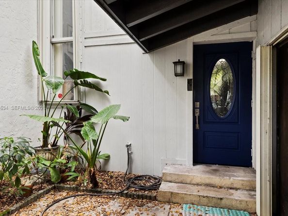 7120 SW 112th Ave, Miami FL 33173