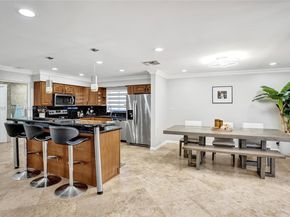 9350 NW 43rd Mnr, Sunrise FL 33351