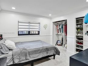 9350 NW 43rd Mnr, Sunrise FL 33351