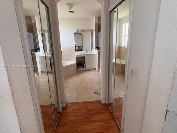 13745 SW 113th Ln, Miami FL 33186