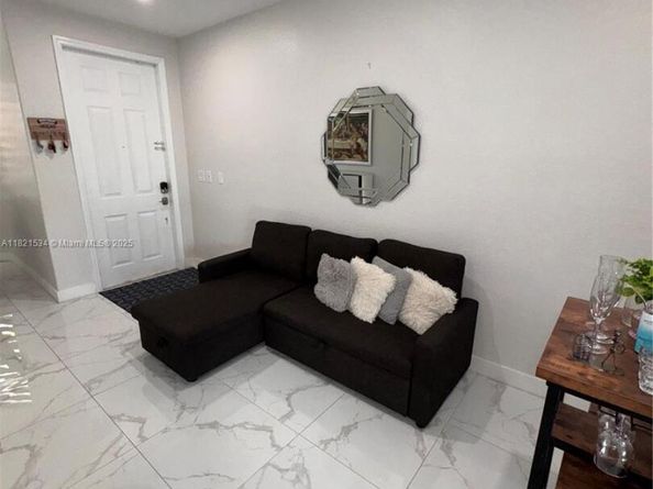13745 SW 113th Ln, Miami FL 33186