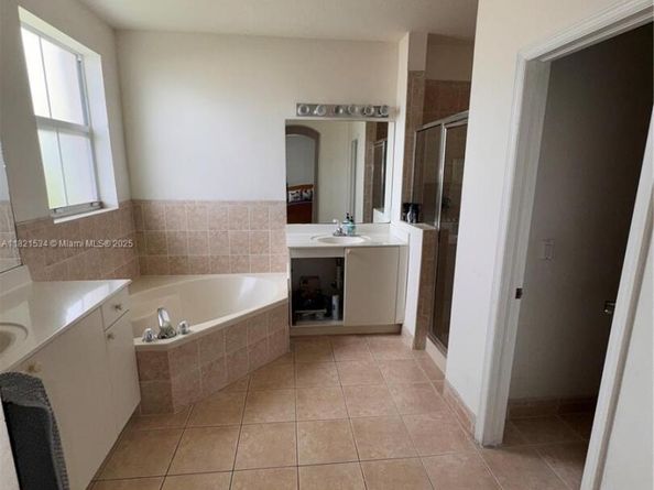 13745 SW 113th Ln, Miami FL 33186
