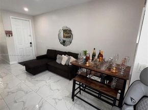13745 SW 113th Ln, Miami FL 33186