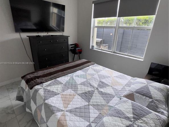 13745 SW 113th Ln, Miami FL 33186